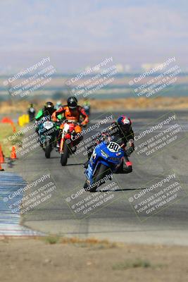 media/Aug-13-2023-CRA (Sun) [[1cfc37a6fb]]/Race 4 400 Superbike/Race/